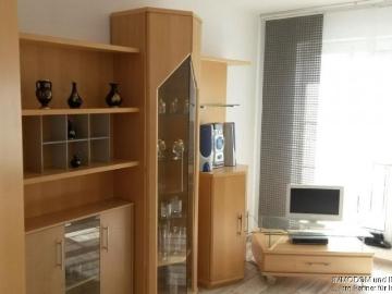 2 Zimmer Wohnung mit BALKON vollmöbliert Nähe VW Standort