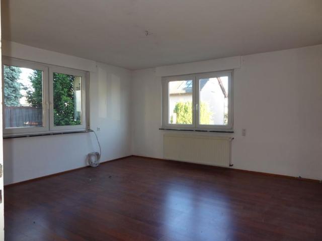 2 Zimmer Wohnung mit Charme – hell, gut geschnitten, zentral & mit Garage