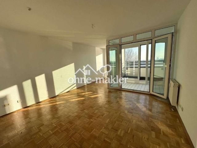 2 Zimmer Wohnung mit direktem Havelblick vom Balkon inkl. Tiefgaragenstellplatz & Keller