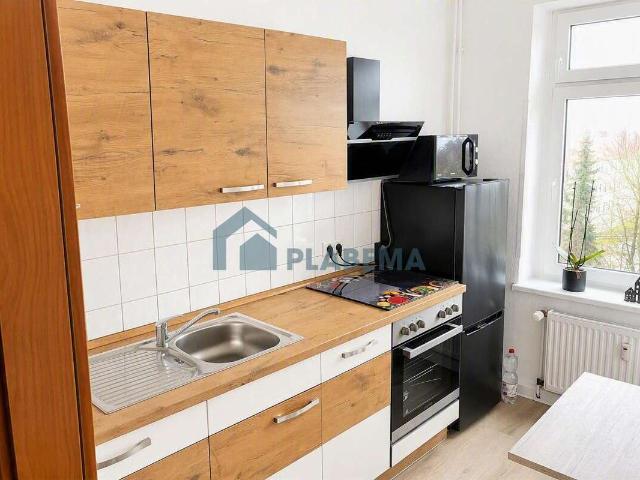 2 Zimmer Wohnung mit Einbauküche und Abstellkammer