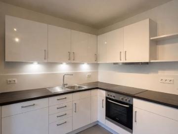 2 Zimmer Wohnung mit Einbauküche und Terasse in Eidelstedt