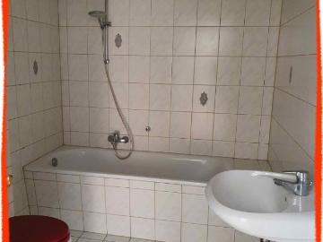 2 Zimmer Wohnung mit EINBAUKÜCHE Aufpreis zu vermieten!