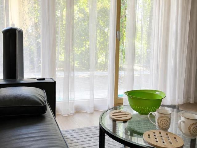 2 Zimmer Wohnung mit eigenem Garten & Tiefgarage