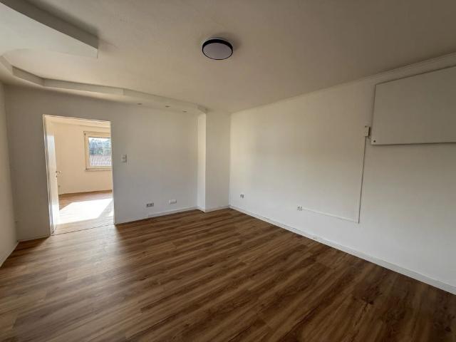 2 Zimmer Wohnung mit Gartennutzung