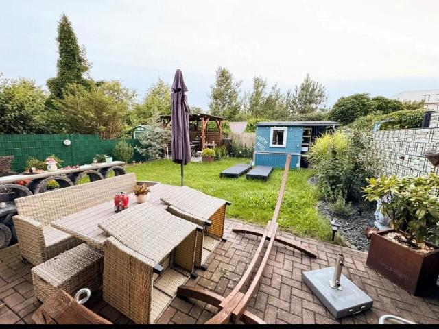 2 Zimmer Wohnung mit Großem Garten