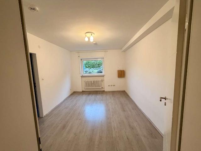 2 Zimmer Wohnung mit großer Küche und praktischem Abstellraum
