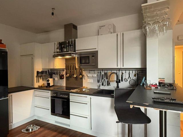 2 Zimmer Wohnung mit großer Terrasse & 2 Stellplätzen