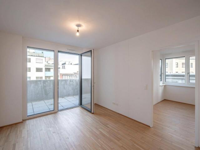 2 Zimmer Wohnung mit Loggia