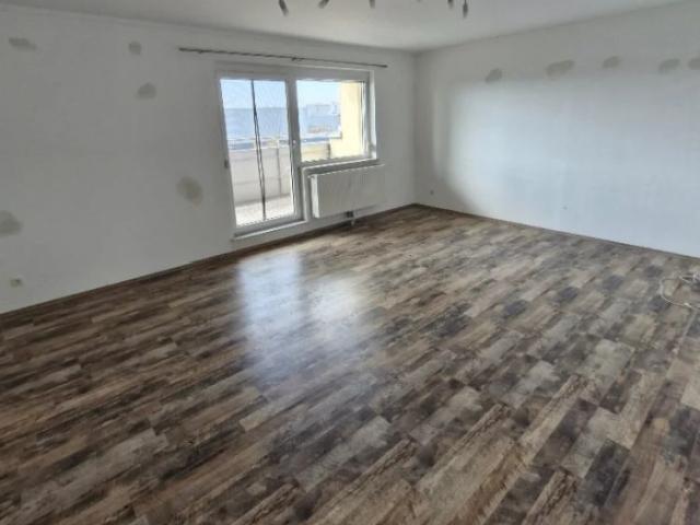 2 Zimmer Wohnung mit Loggia