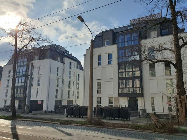 2 Zimmer Wohnung mit Loggia im Herzen der Äußeren Neustadt