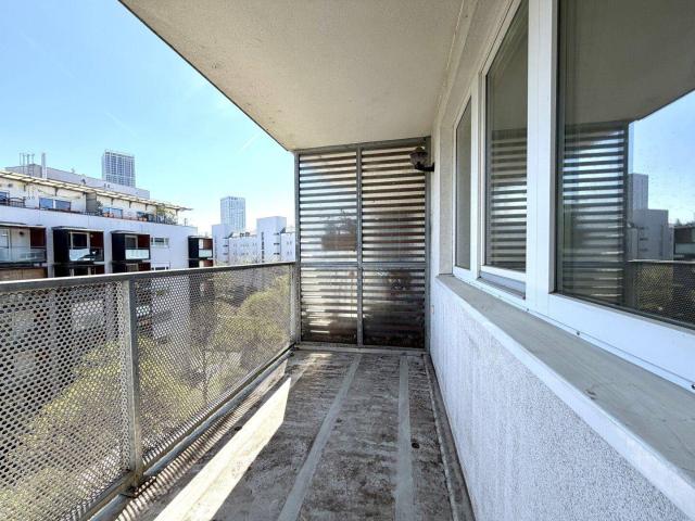 2 Zimmer Wohnung mit Loggia ohne Küche | Nähe U1 Donauzentrum