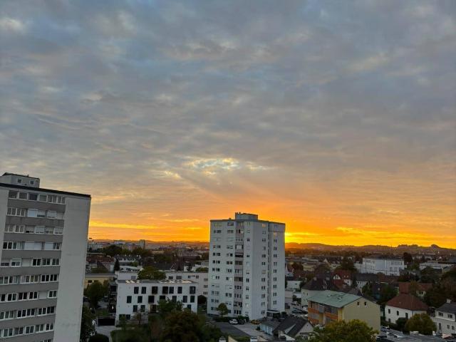 2 Zimmer Wohnung mit Loggia & Panoramaausblick