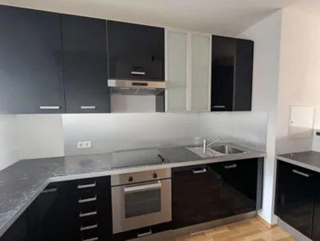 2 Zimmer Wohnung mit Loggia Top Lage in Alterlaa, nur 4 Gehminuten zur U Bahn