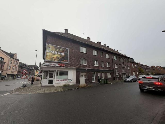 2 Zimmer Wohnung mit Potenzial in Oberhausen
