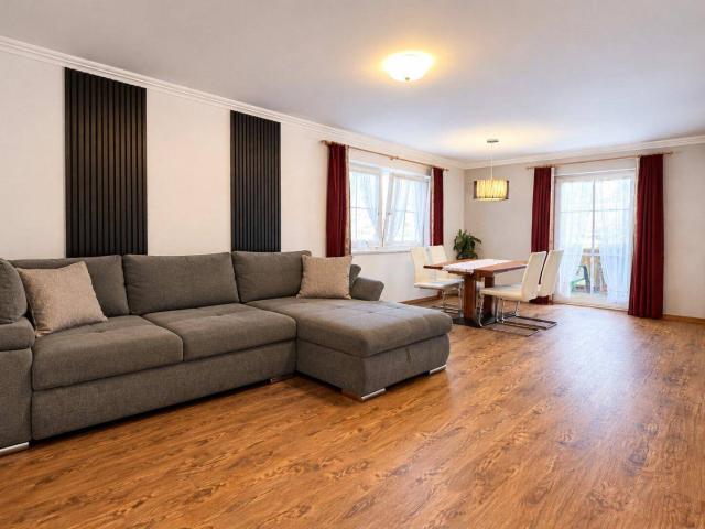 2 Zimmer Wohnung mit Sonnenbalkon und freiem Bergblick