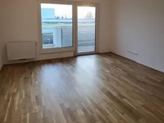 2 Zimmer Wohnung mit sonnigem Südbalkon und Einbauküche