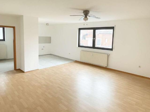 2 Zimmer Wohnung mit Stellplatz – 57 m², ab sofort verfügbar