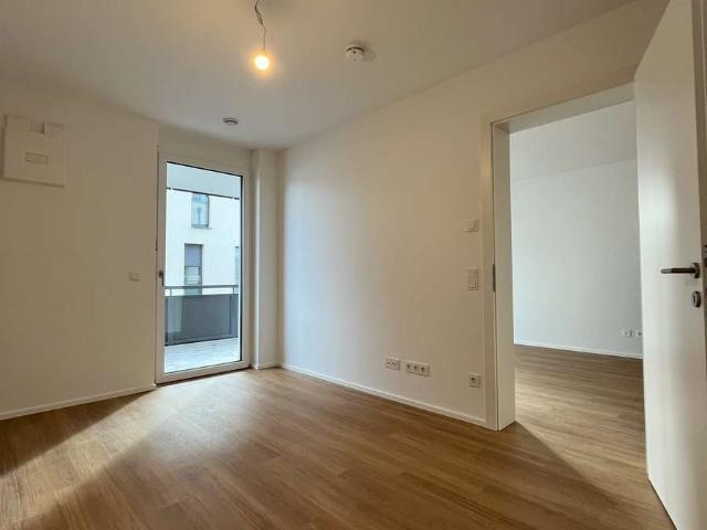 2 Zimmer Wohnung mit Süd Balkon und EBK