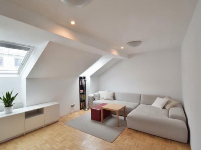 2 Zimmer Wohnung Nähe Anton Bruckner Privatuni zu vermieten
