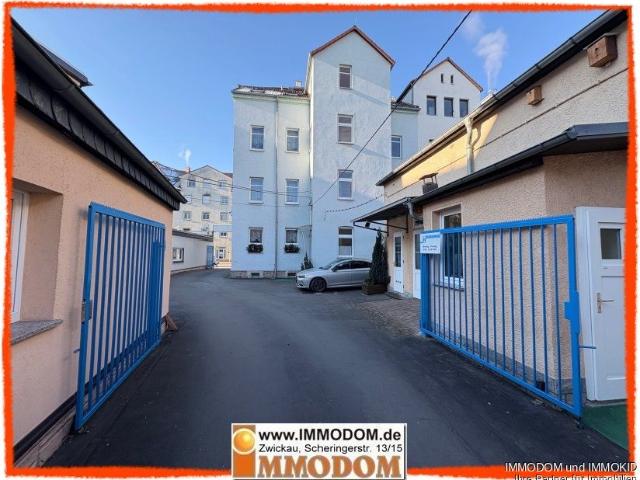 2 Zimmer Wohnung, NEU RENOVIERT, zu vermieten! Garage bzw. PKW Stellplatz im Hof möglich