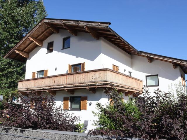2 Zimmer Wohnung neu saniert
