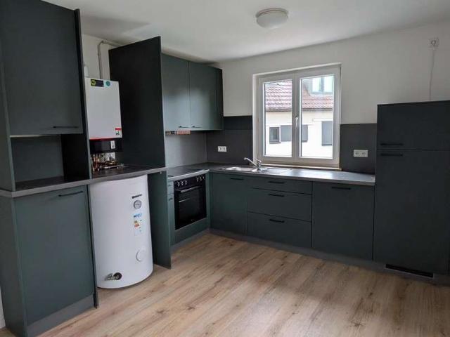 2 Zimmer Wohnung, auch WG geeignet