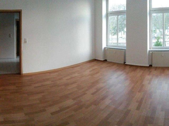 2 Zimmer Wohnung am Saarplatz, 40 m², 1. OG, Uninähe, ruhiger Innenhof, frei ab 01.11.2026