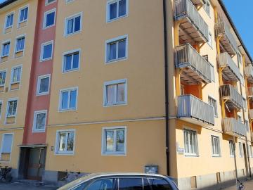 2 Zimmer Wohnung an der Ganghoferbrücke zentral und ruhig