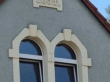 2 Zimmer Wohnung, Balkon, Wanne, Dusche, nette Nachbarn.