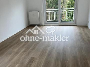 2 Zimmer Wohnung,Balkon, bezugsfertig renoviert,hell,sonnig,warm, Garage, Lüd. Musikantenviertel