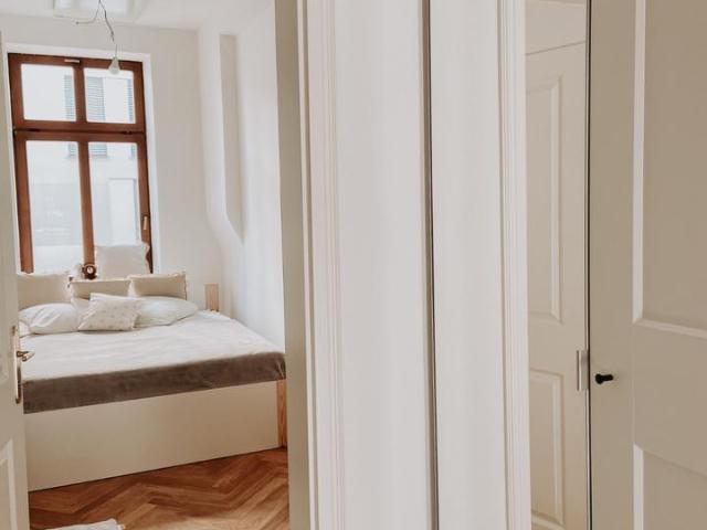2 Zimmer Wohnung, Balkon, EBK, Waldstraßenviertel