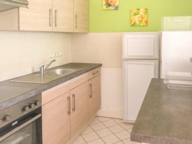 Wohnen am Stadtpark mit Balkon und Einbauküche