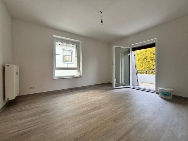 2 Zimmer Wohnung: Bezugsfertig direkt am Rahmer Wald