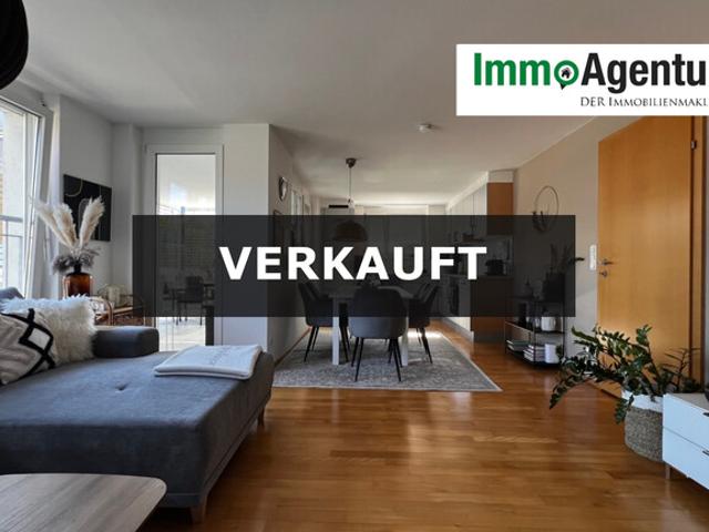 2 Zimmer Wohnung | Hard | Modern | Loggia