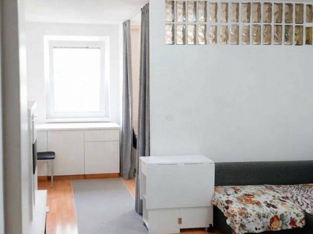 2 Zimmer Wohnung I gute Lage I freier HMZ !