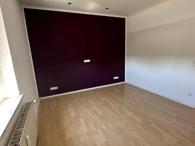 2 Zimmer Wohnung im Altbau