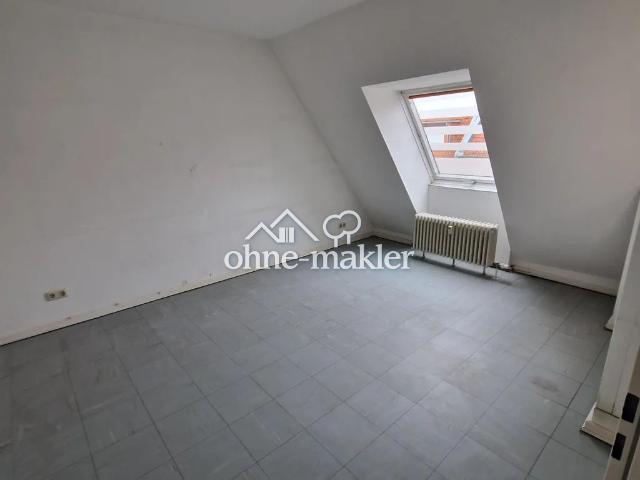 2 Zimmer Wohnung im DG