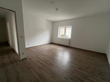2 Zimmer Wohnung im EG frei!