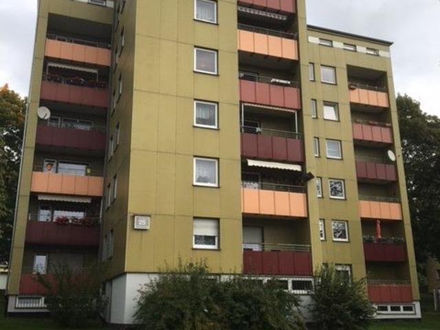 2 Zimmer Wohnung im Erdgeschoss in Kassel Wolfsanger mit Balkon