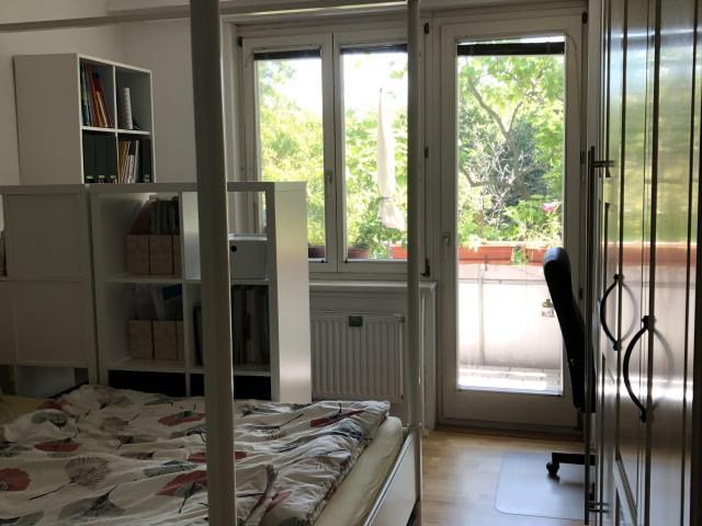 2 Zimmer Wohnung im Grünen mit Balkon