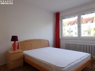 2 Zimmer Wohnung im Herzen von Harvestehude, 54 m² mit großem Balkon.