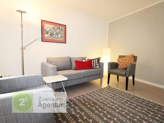 2 Zimmer Wohnung im separaten Hinterhaus mit Internet, Düsseldorf Unterbilk, Bachstr