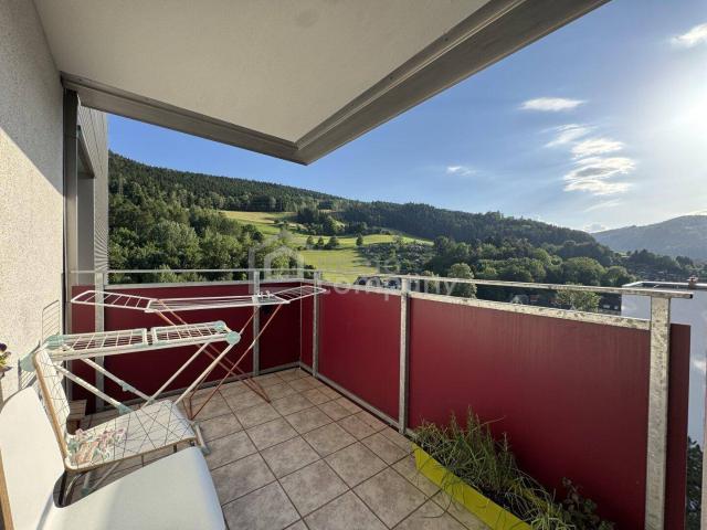 2 Zimmer Wohnung im 12. Stock mit Loggia