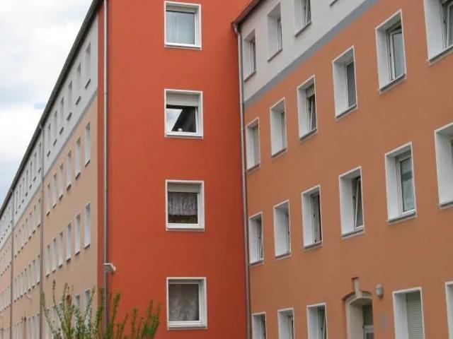 2 Zimmer Wohnung im 1. OG mit Balkon