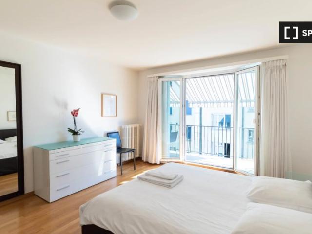 2 Zimmer Wohnung in Mühlebach, Zürich zu vermieten