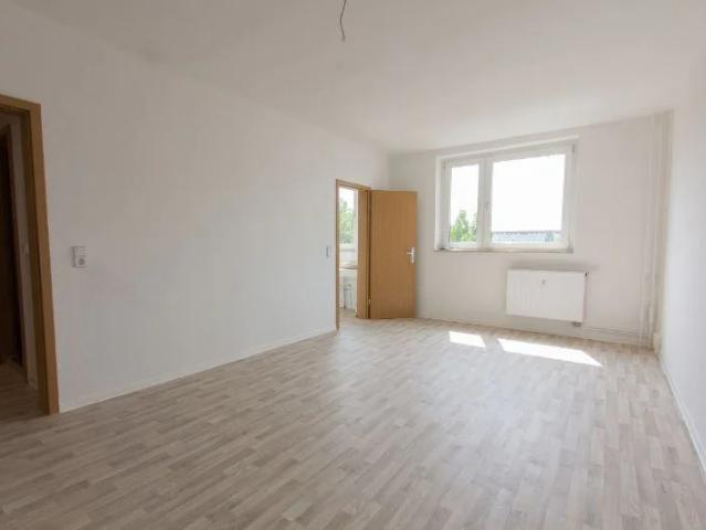 2 Zimmer Wohnung in Magdeburg Neustädter See