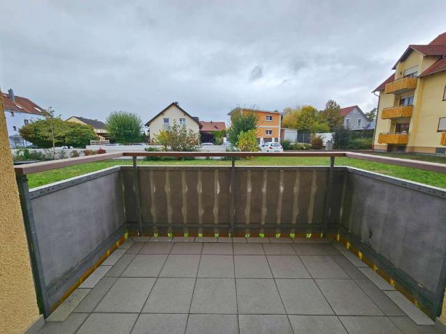 2 Zimmer Wohnung in Burglengenfeld in Westausrichtung mit Balkon und Stellplatz