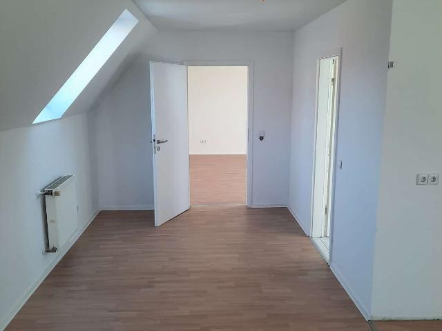 2 Zimmer Wohnung in Bruchsal, Ortsteil Helmsheim