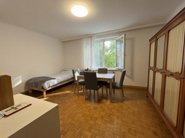 2 Zimmer Wohnung in Grün Ruhe Lage in begehrter Lage'Mauer'