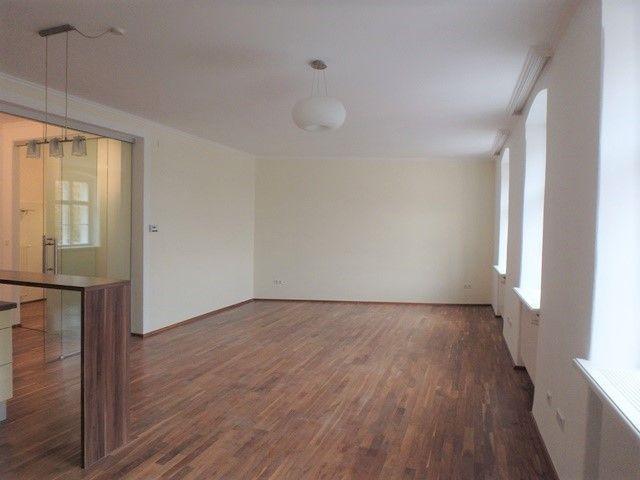 2 ZIMMER WOHNUNG IN KREMS STEIN